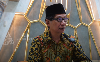 Khutbah Jumat | Menyikapi Perkembangan Teknologi dan Tantangan Revolusi Industri 4.0 dengan Iman dan Takwa” Bersama Khatib Prof. Dr. Ir. Gunawan Budiyanto, M.P., IPM., ASEAN.Eng.