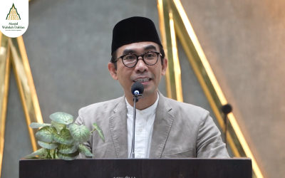 Khotbah Jumat : Rahasia Kebahagiaan | Prof. M. Faris Al Fadhat, S.IP., M.A., Ph.D.